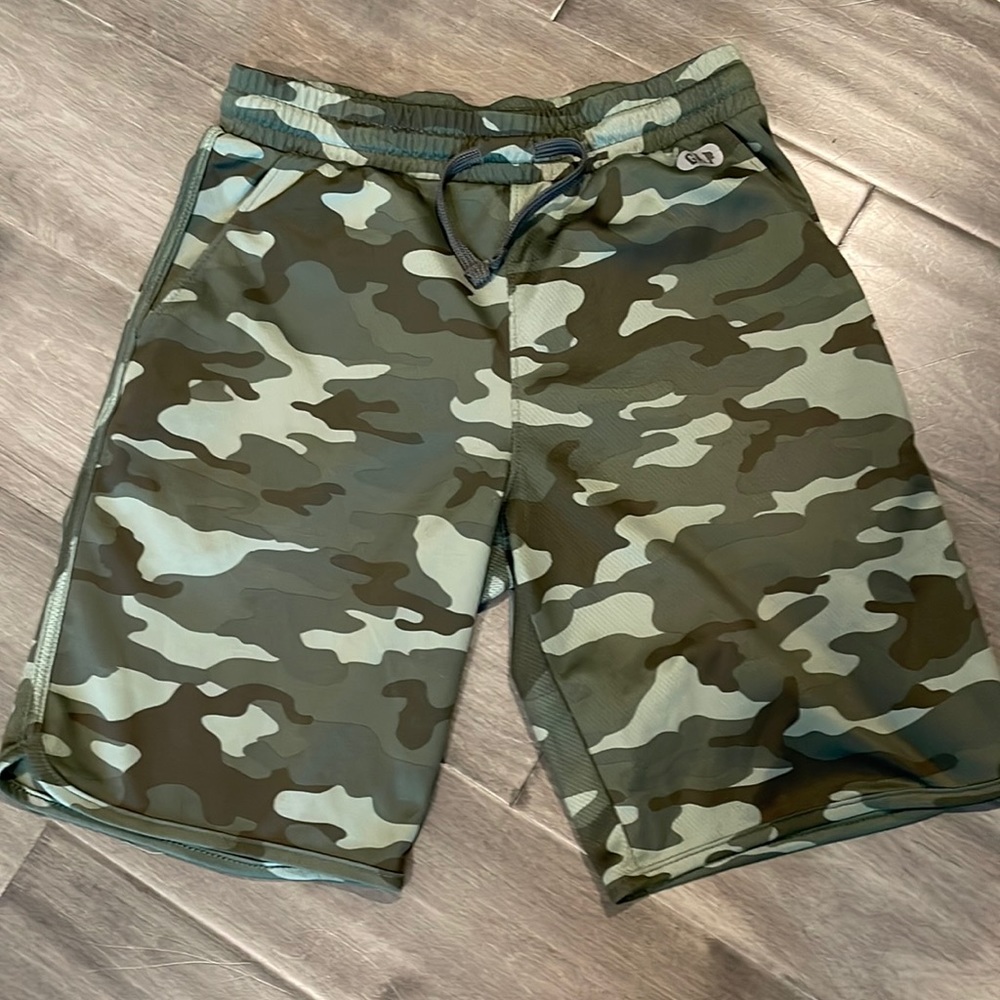 Gap boys camo shorts. Size 10